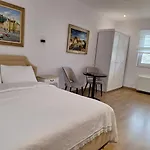 Twin Bed & Breakfast