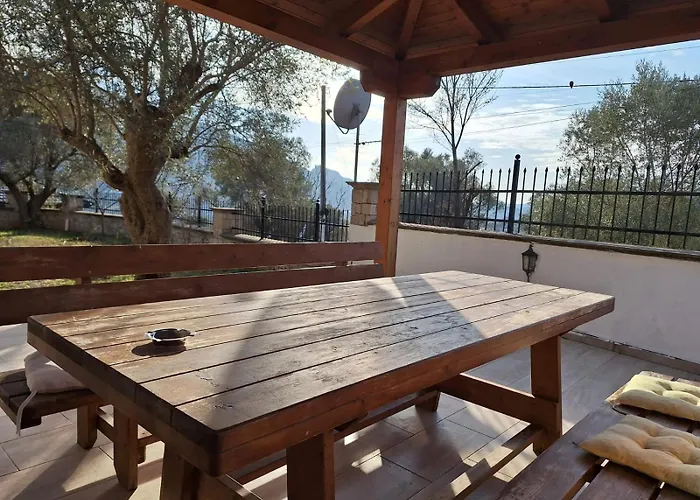 Twin Bed & Breakfast